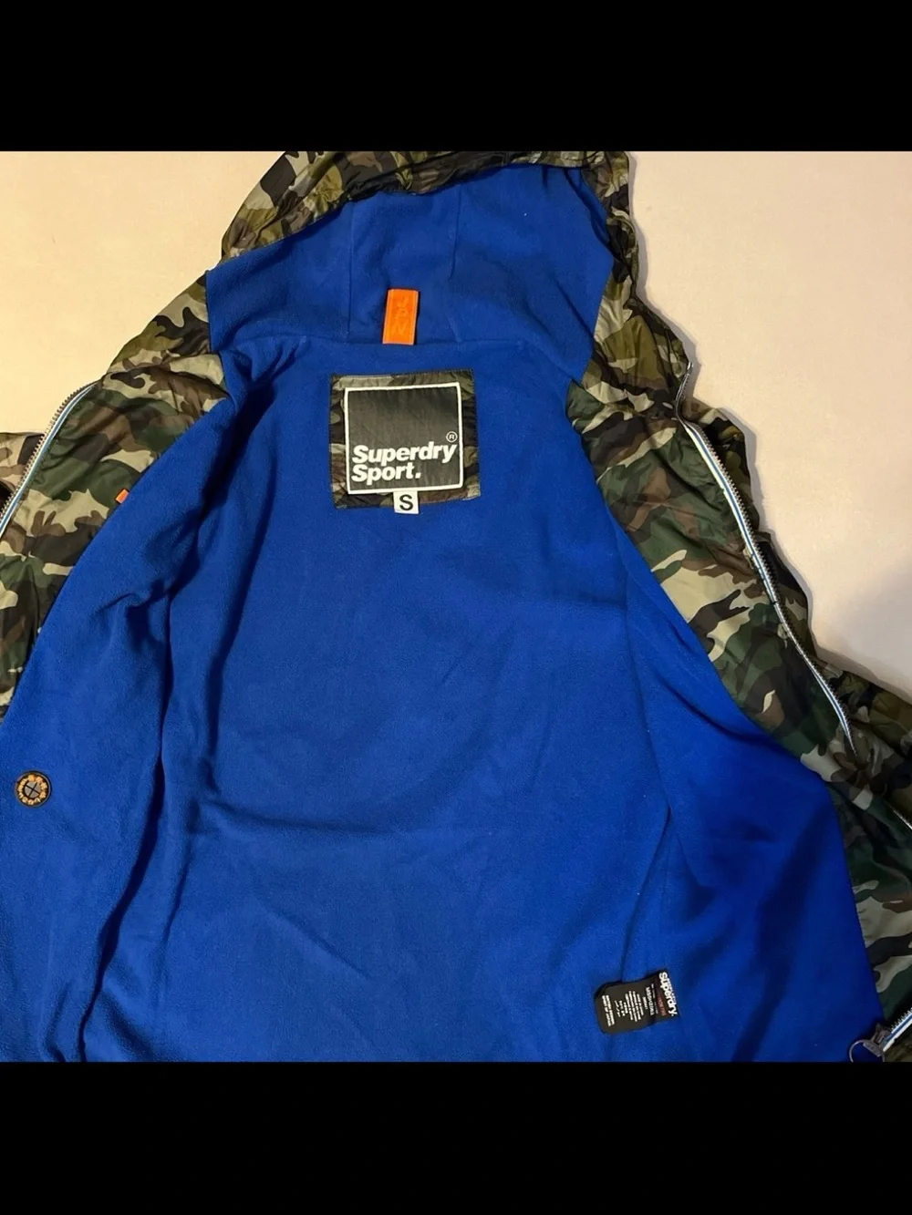 Superdry Sport Hooded Camo Jacket-Size S